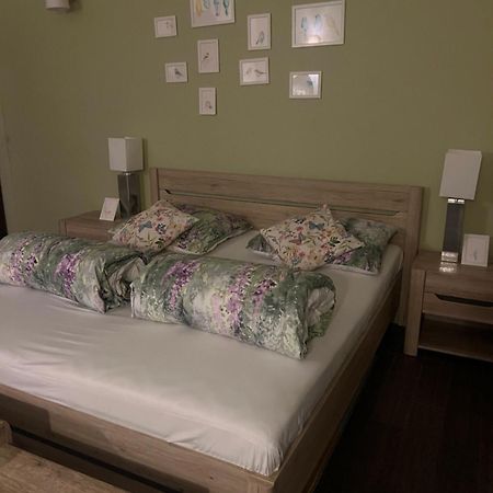Appartamento Apartament Ptasie Radio Szczecinek Esterno foto